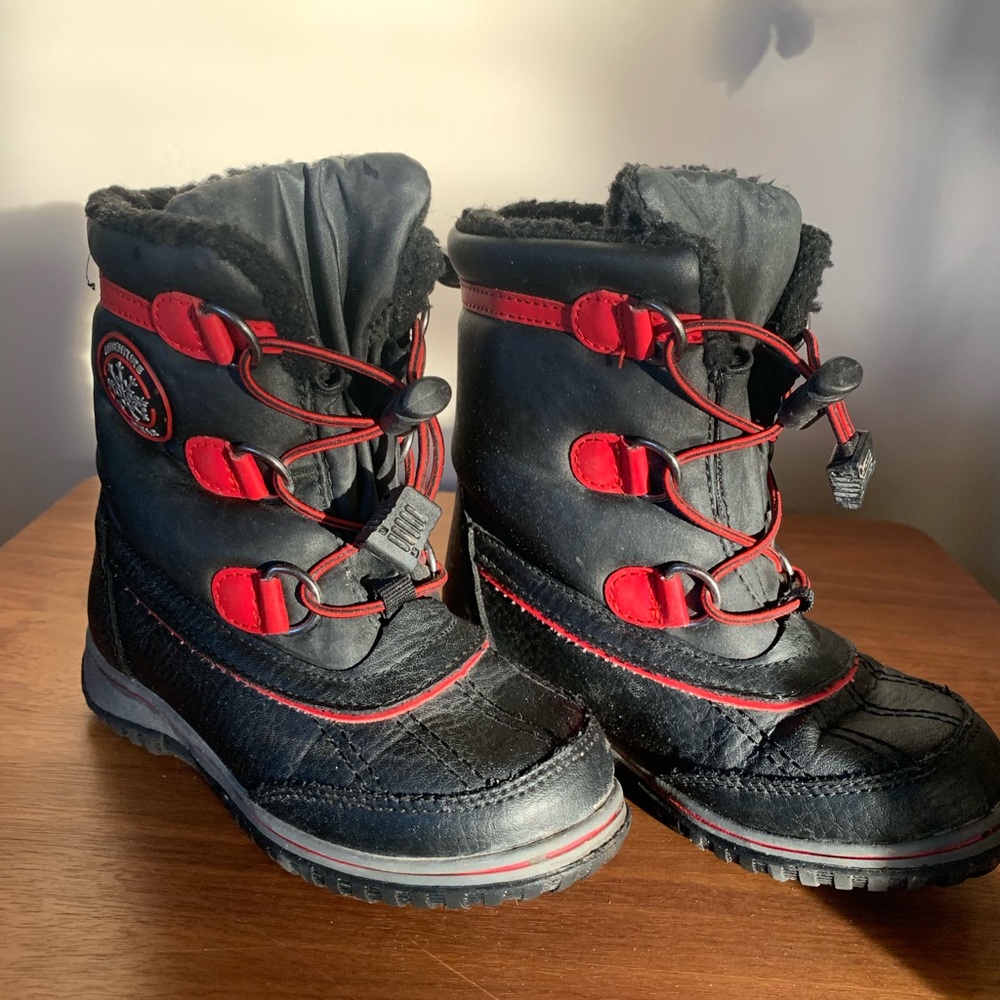 Kids Totes Adventure Gear winter boots size 11